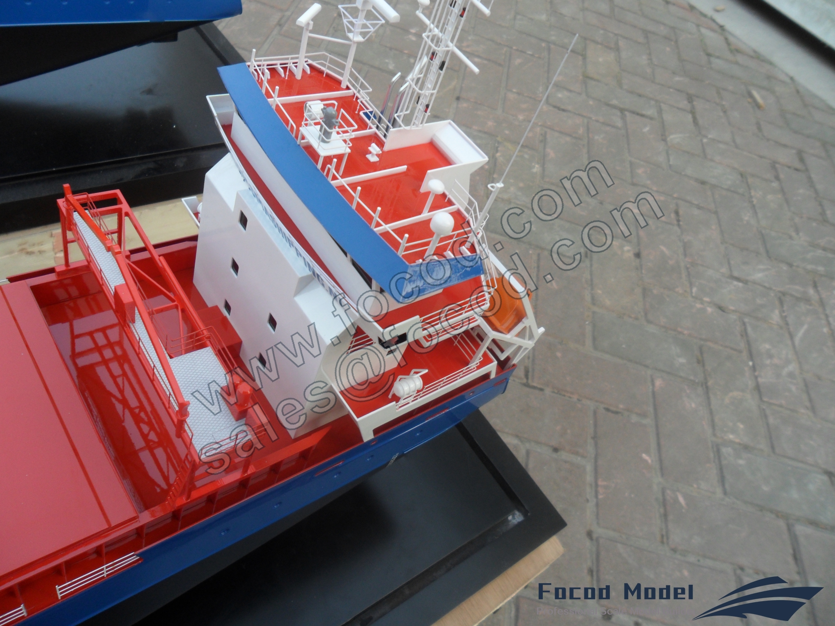 custom made model of 118m General Cargo vessel